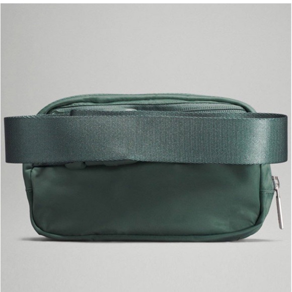 LULULEMON Everywhere Belt Bag 1L in Tidewater Teal - Picture 3 of 3